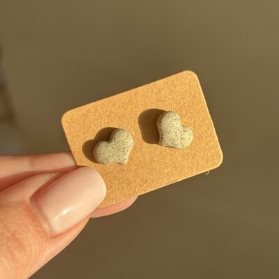 Kolczyki ceramiczne wkrętki serduszka