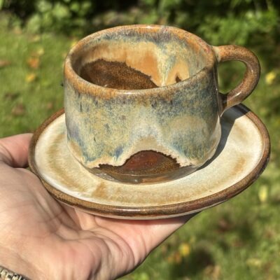 Filiżanka z podstawkiem cappuccino