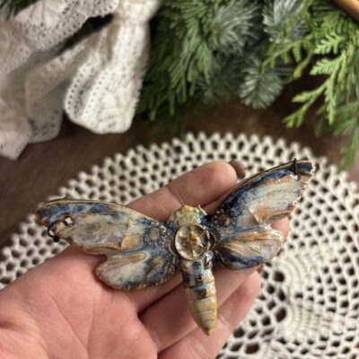 Naszyjnik ceramiczny ćma
